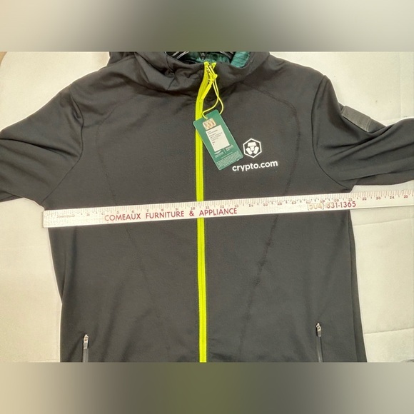 Aston Martin Formula One Lifestyle Tech Hoodie Crypto Jacket Racing L NWT Black - Picture 8 of 16